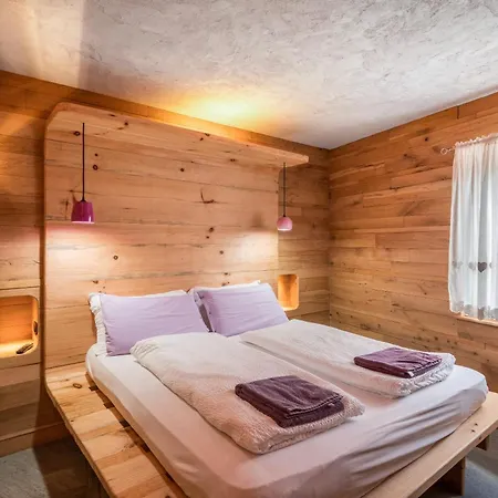 Tana Del Picchio Rosso Apartment Falcade